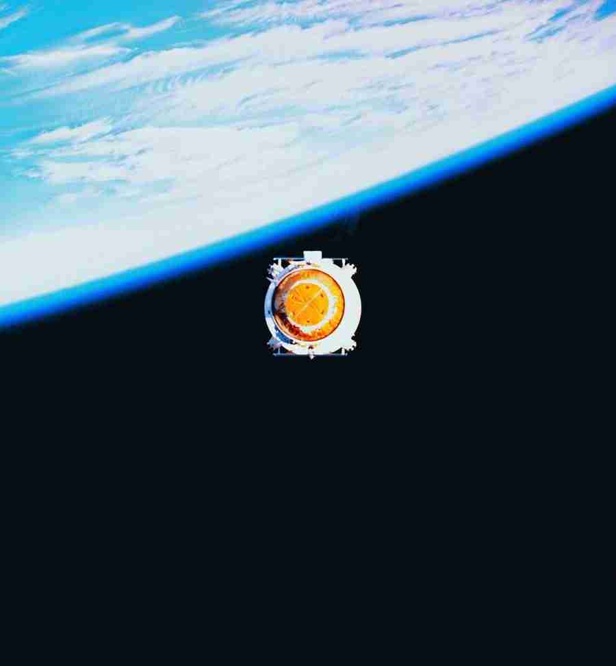 Space Exploration - Digital Vision ></a>
<script language=JavaScript> 
  var txt = 