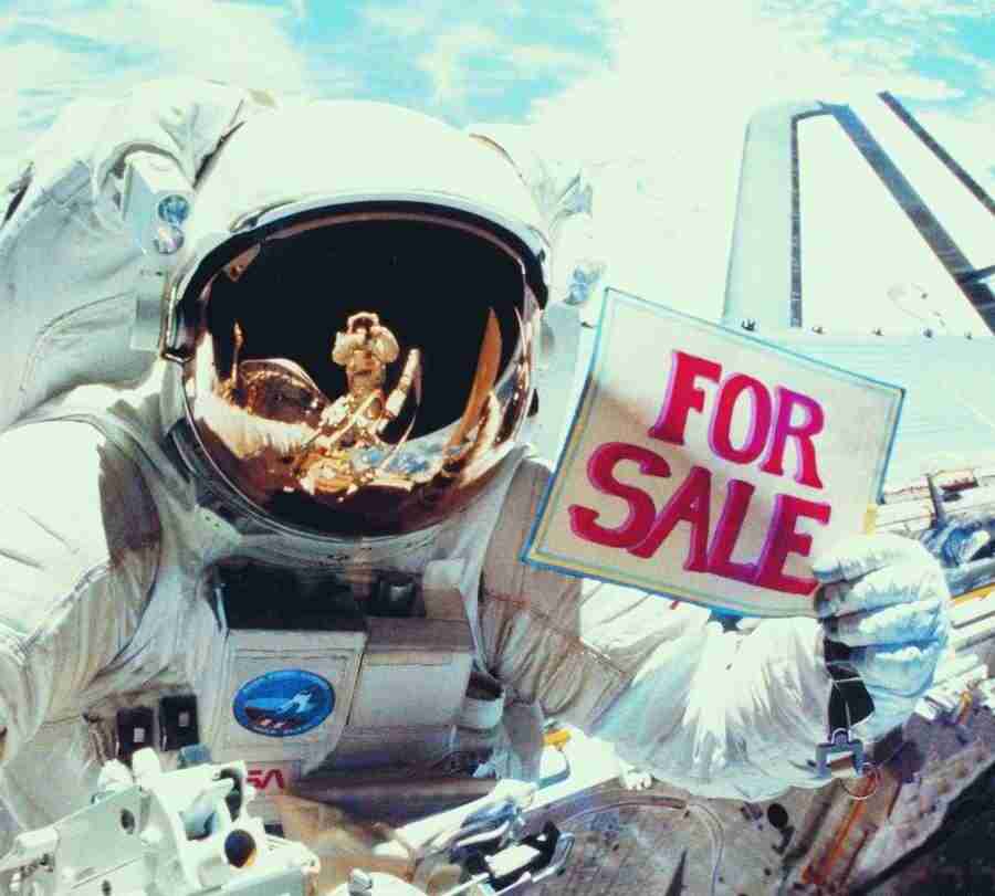 Space Exploration - Digital Vision ></a>
<script language=JavaScript> 
  var txt = 