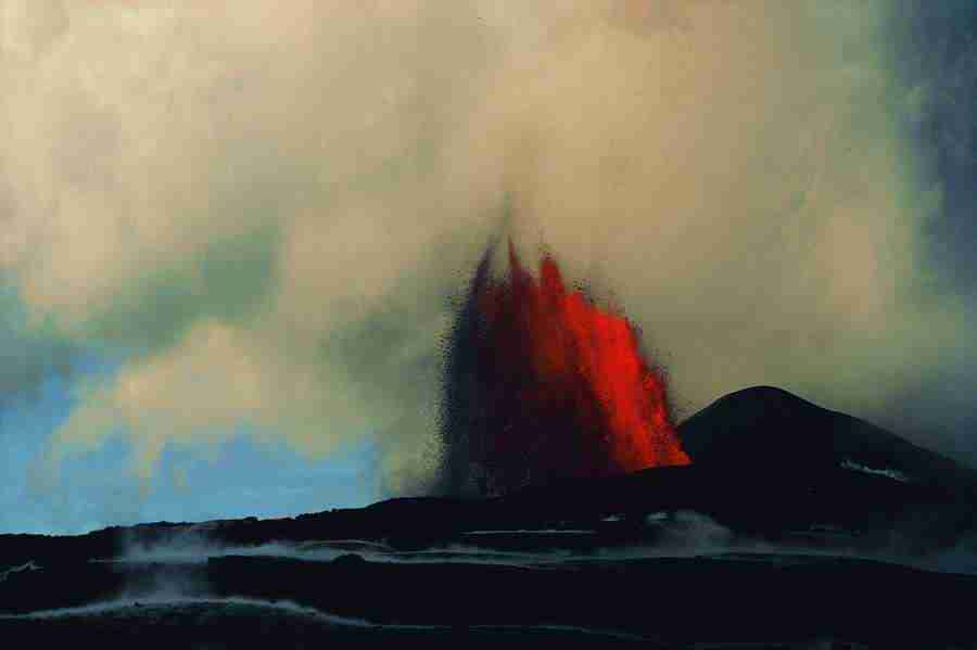 Volcanoes - Digital Vision ></a>
<script language=JavaScript> 
  var txt = 