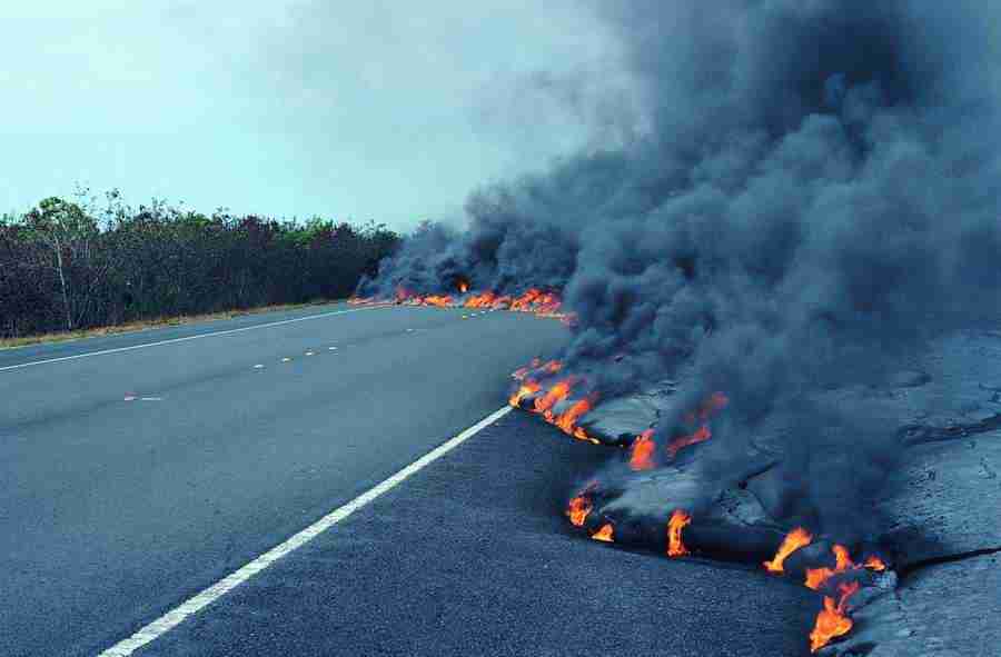 Volcanoes - Digital Vision ></a>
<script language=JavaScript> 
  var txt = 