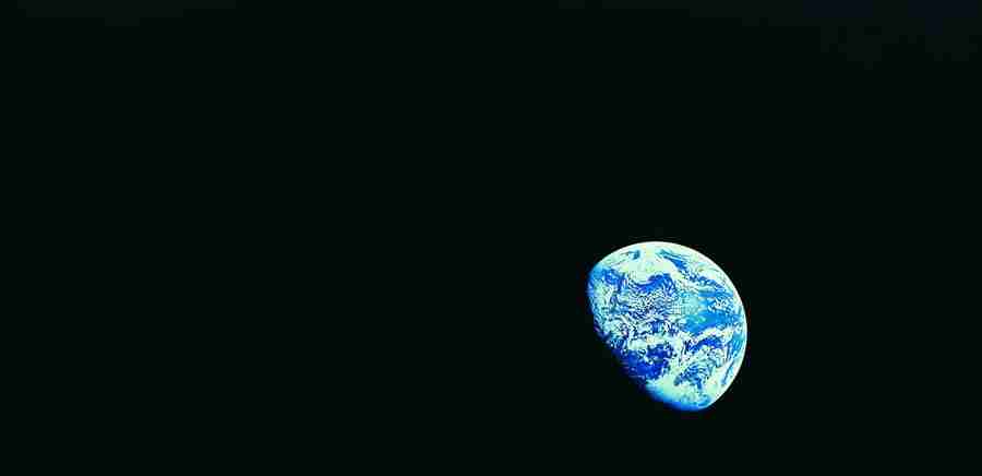 Views of the Earth - Digital Vision ></a>
<script language=JavaScript> 
  var txt = 