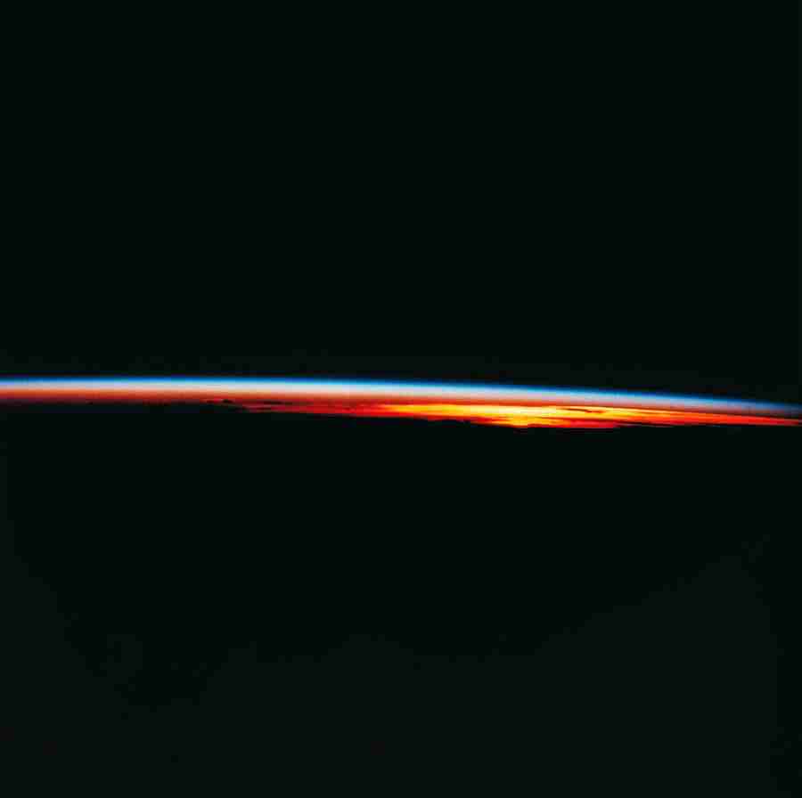 Views of the Earth - Digital Vision ></a>
<script language=JavaScript> 
  var txt = 