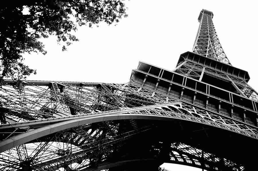 Crowd In Paris - GoodShoot  ></a>
<script language=JavaScript> 
  var txt = 