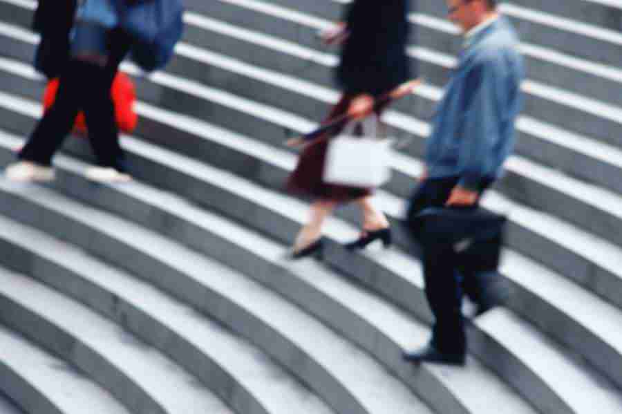 Crowd In Paris - GoodShoot  ></a>
<script language=JavaScript> 
  var txt = 
