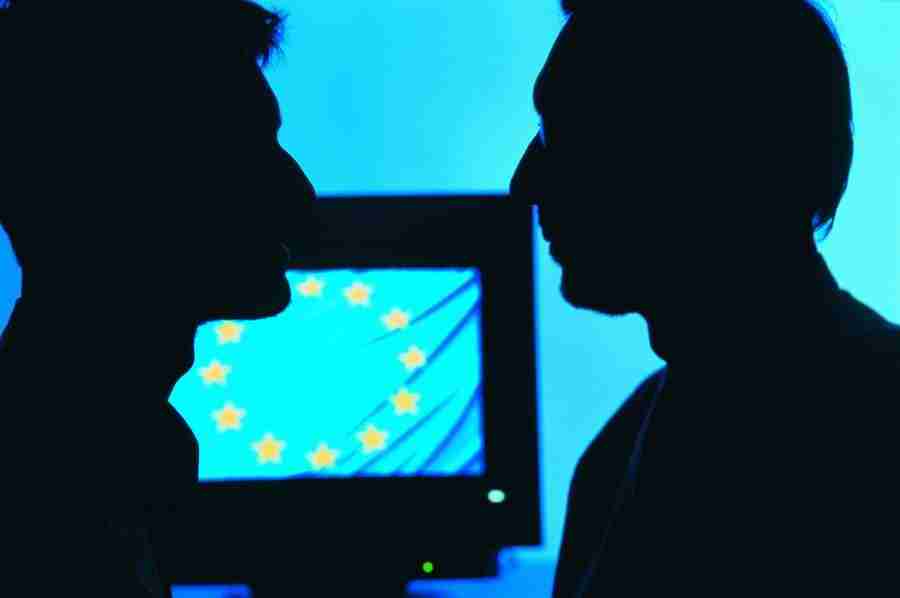 Euro Symbols - GoodShoot  ></a>
<script language=JavaScript> 
  var txt = 