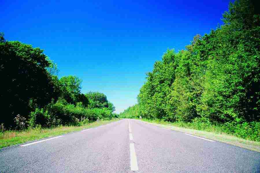 Industry and Traffic - GoodShoot  ></a>
<script language=JavaScript> 
  var txt = 