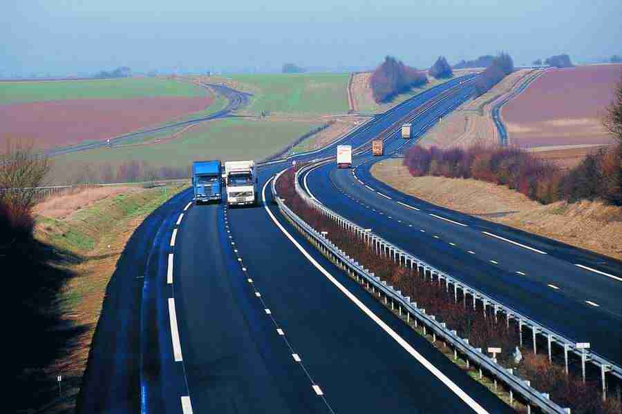 Industry and Traffic - GoodShoot  ></a>
<script language=JavaScript> 
  var txt = 