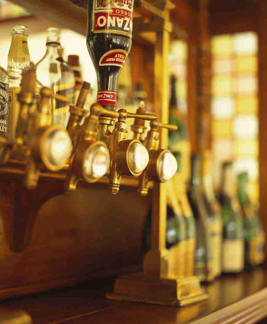 Interiors 1 - Hakata Good Pro ></a>
<script language=JavaScript> 
  var txt = 