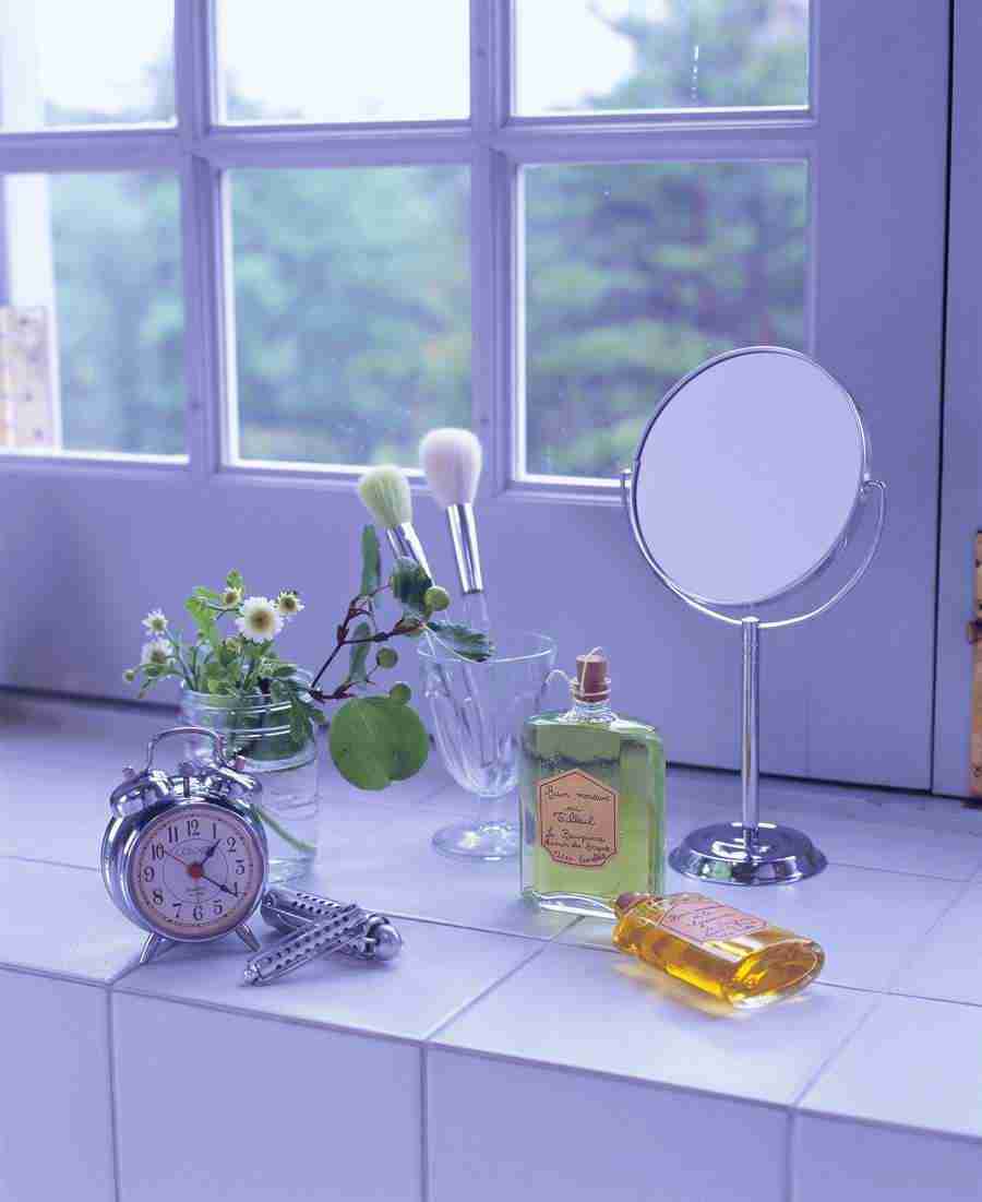 Interiors 1 - Hakata Good Pro ></a>
<script language=JavaScript> 
  var txt = 