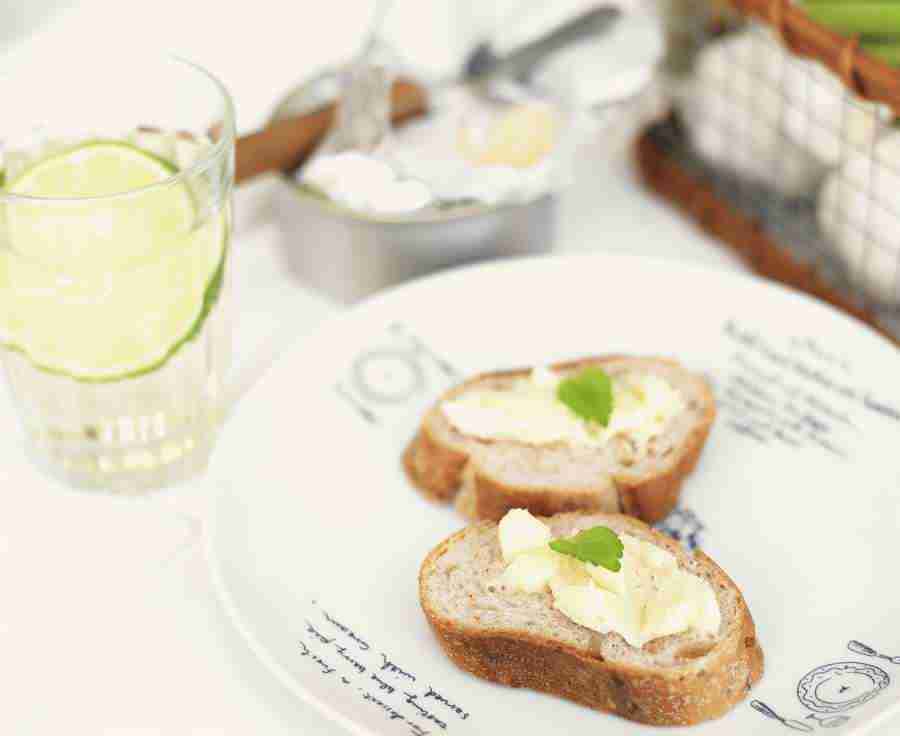 Interiors 8 - Hakata Good Pro ></a>
<script language=JavaScript> 
  var txt = 