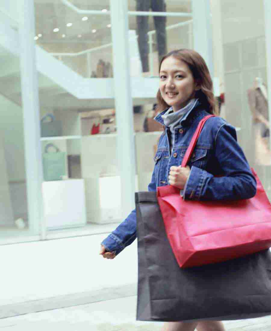 People 3 - Hakata Good Pro ></a>
<script language=JavaScript> 
  var txt = 