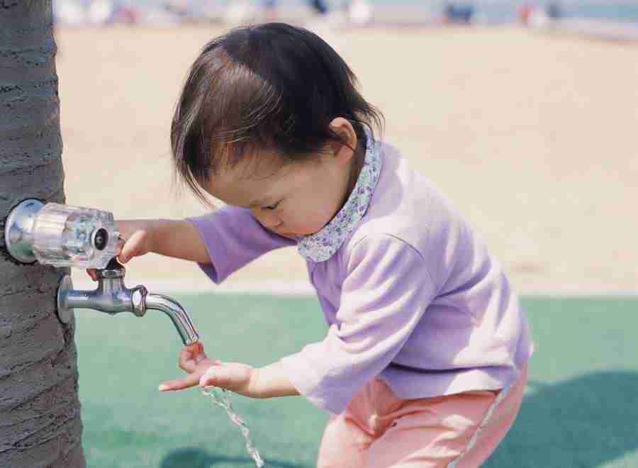 People 4 - Hakata Good Pro ></a>
<script language=JavaScript> 
  var txt = 