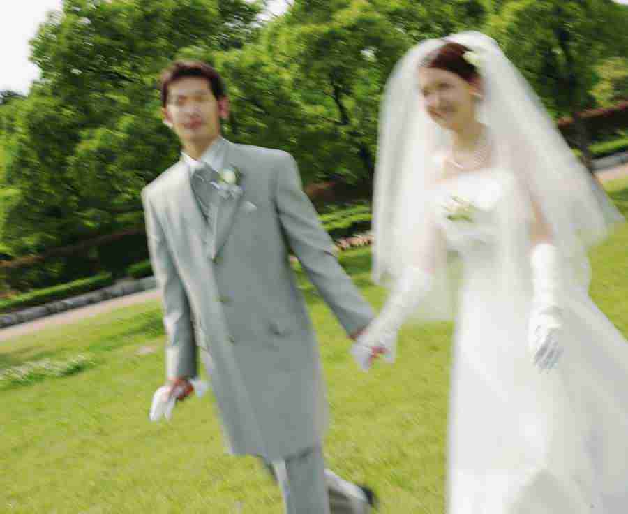 Wedding 7 - Hakata Good Pro ></a>
<script language=JavaScript> 
  var txt = 
