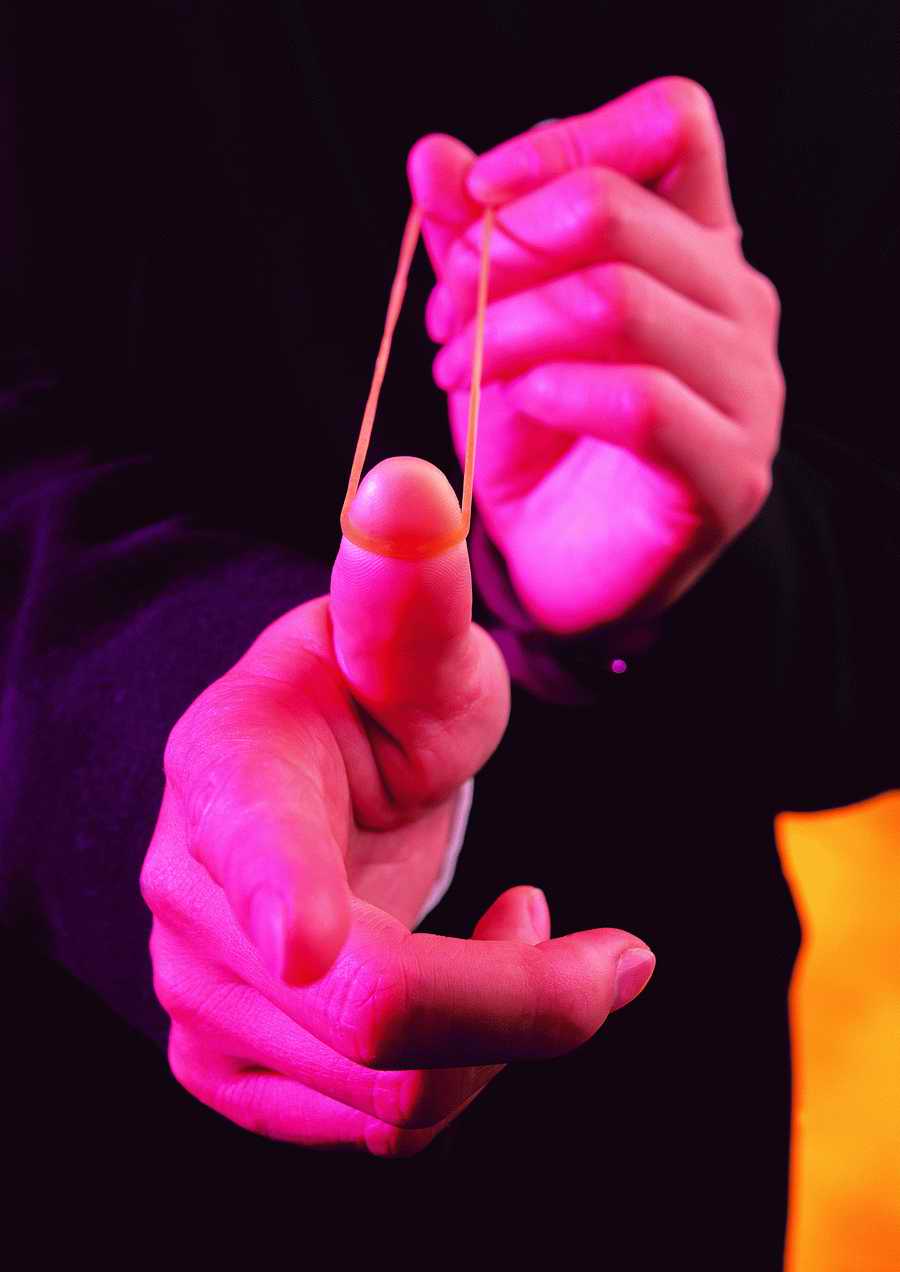 Hands at Work - ImageDJ ></a>
<script language=JavaScript> 
  var txt = 