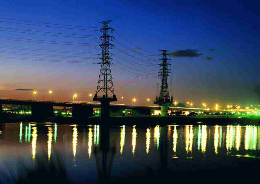 Roadways and Bridges - ImageDJ ></a>
<script language=JavaScript> 
  var txt = 