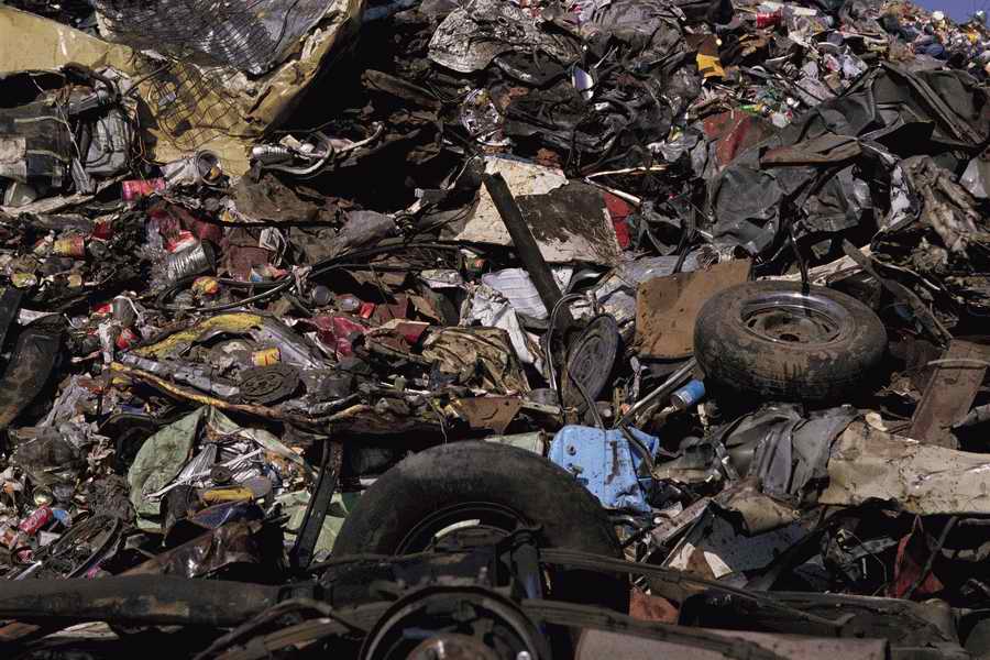 Junkyard - KPT Power Photos ></a>
<script language=JavaScript> 
  var txt = 