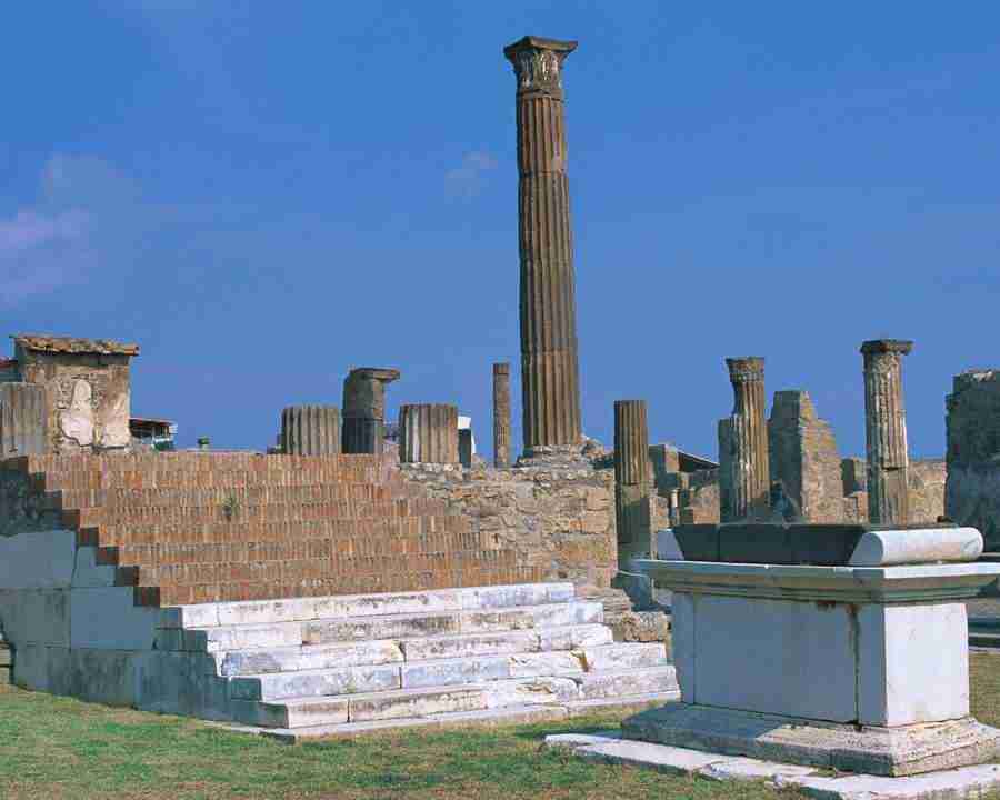 A Trip to Italy - Mixa Image Library ></a>
<script language=JavaScript> 
  var txt = 