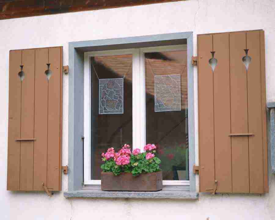 European Windows - Mixa Image Library ></a>
<script language=JavaScript> 
  var txt = 