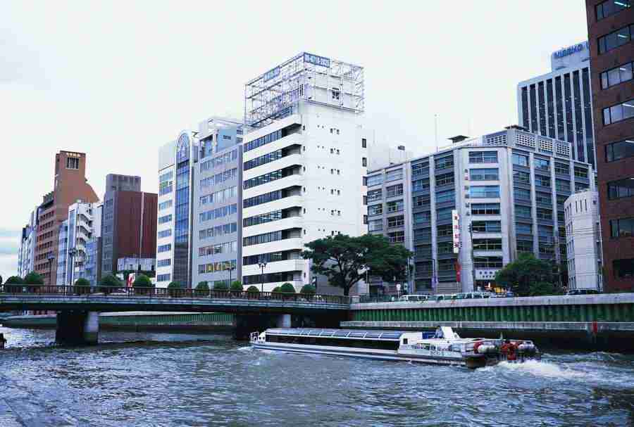 Osaka and Kobe - Mixa Image Library ></a>
<script language=JavaScript> 
  var txt = 