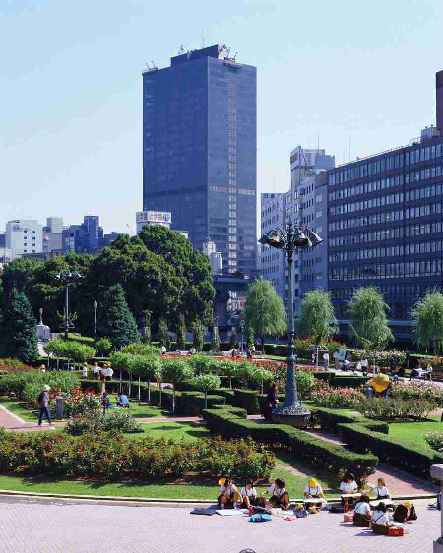 Osaka and Kobe - Mixa Image Library ></a>
<script language=JavaScript> 
  var txt = 