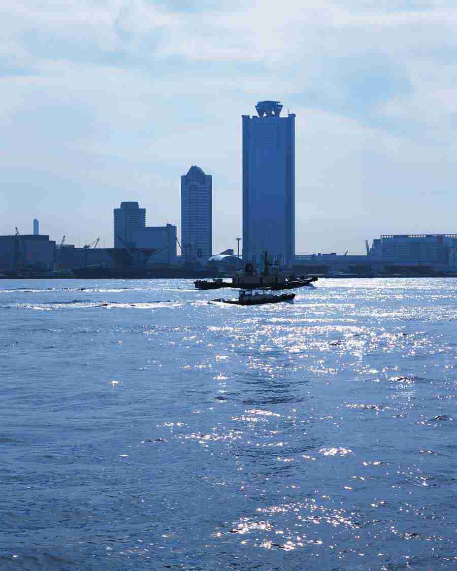 Osaka and Kobe - Mixa Image Library ></a>
<script language=JavaScript> 
  var txt = 