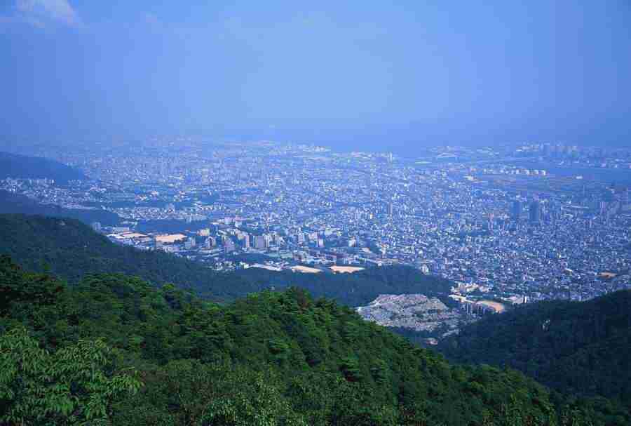 Osaka and Kobe - Mixa Image Library ></a>
<script language=JavaScript> 
  var txt = 