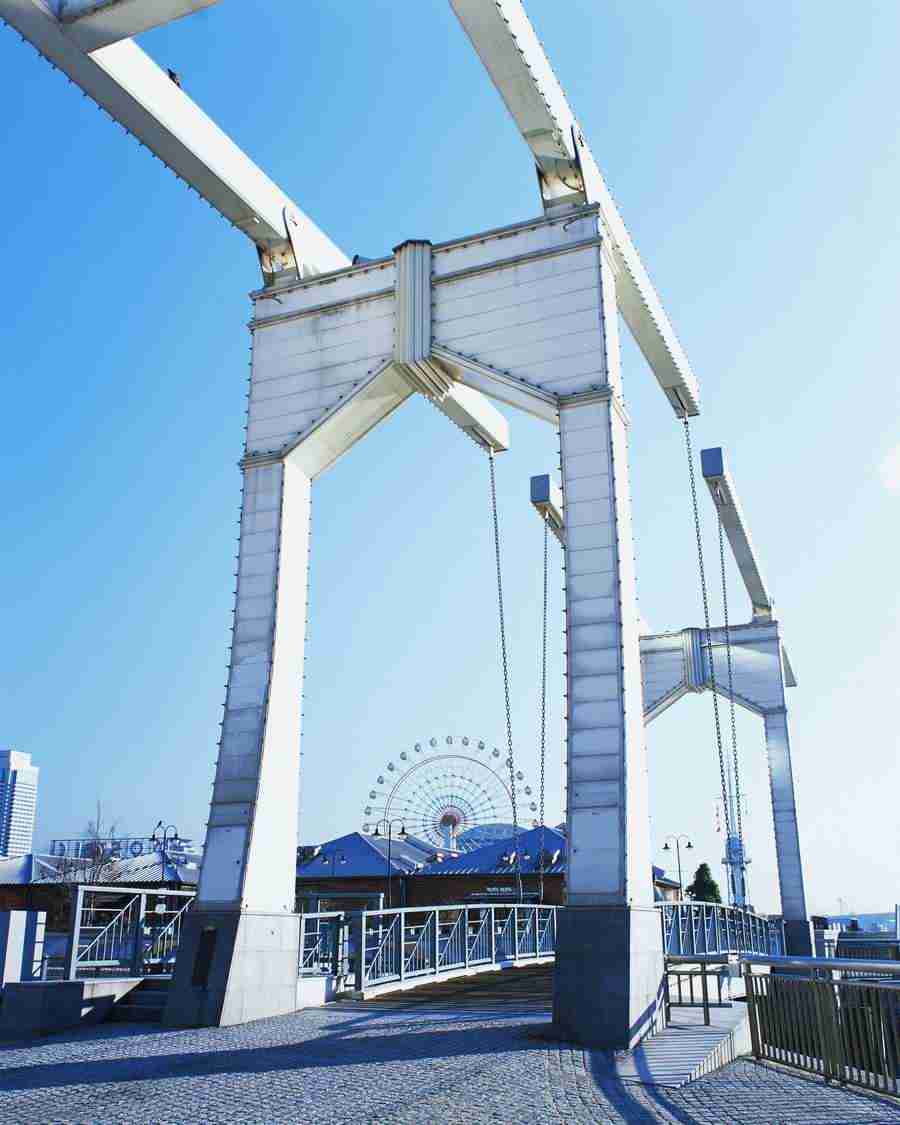 Osaka and Kobe - Mixa Image Library ></a>
<script language=JavaScript> 
  var txt = 