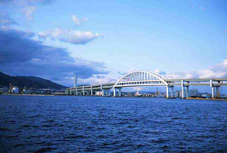 Osaka and Kobe - Mixa Image Library ></a>
<script language=JavaScript> 
  var txt = 