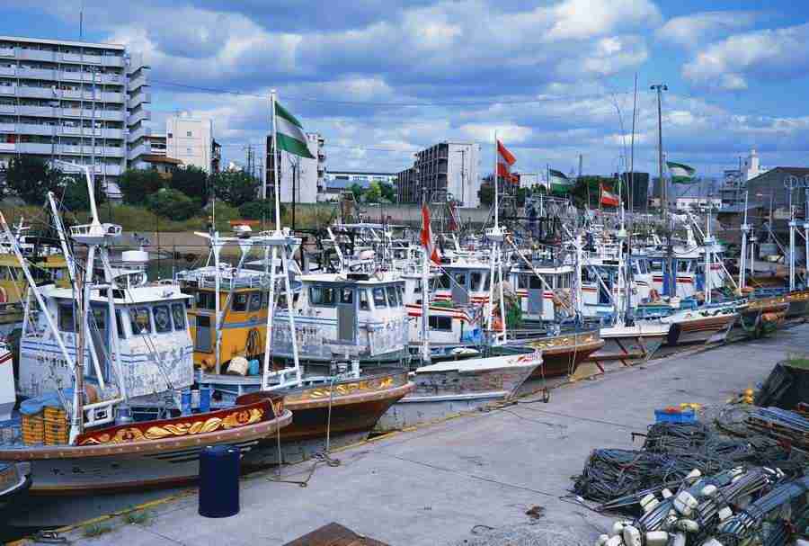 Osaka and Kobe - Mixa Image Library ></a>
<script language=JavaScript> 
  var txt = 