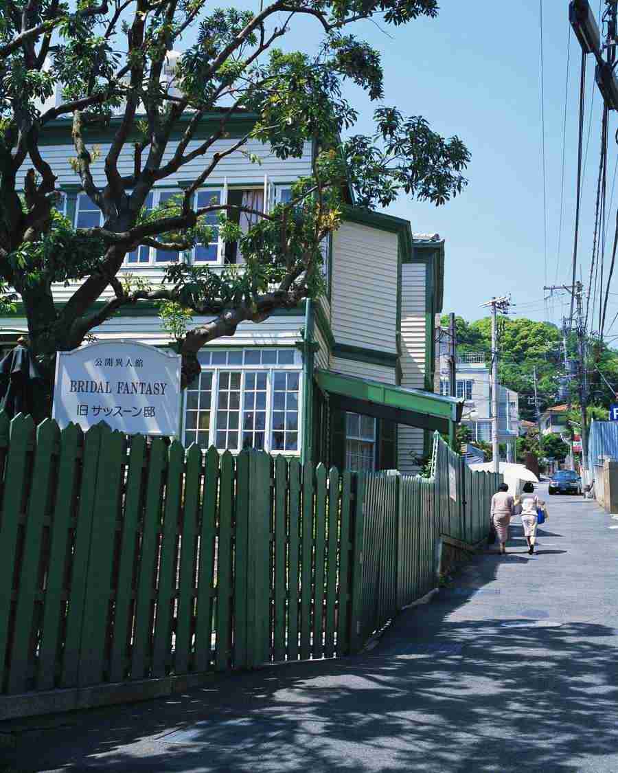 Osaka and Kobe - Mixa Image Library ></a>
<script language=JavaScript> 
  var txt = 