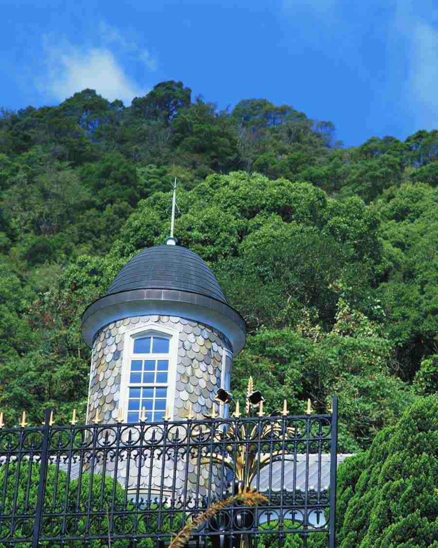 Osaka and Kobe - Mixa Image Library ></a>
<script language=JavaScript> 
  var txt = 