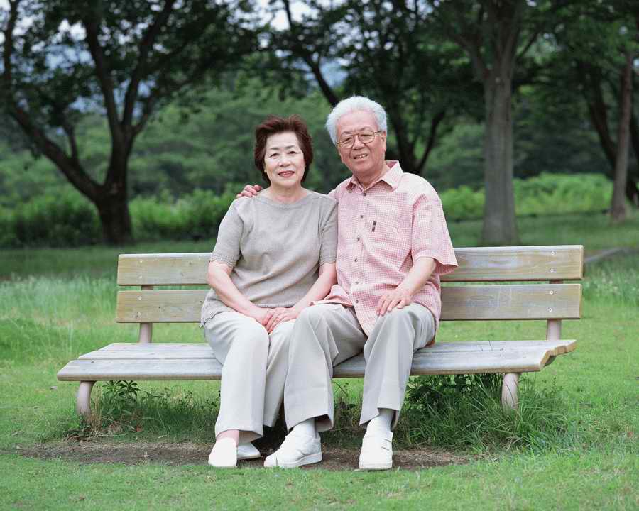 Three Generations - Mixa Image Library ></a>
<script language=JavaScript> 
  var txt = 