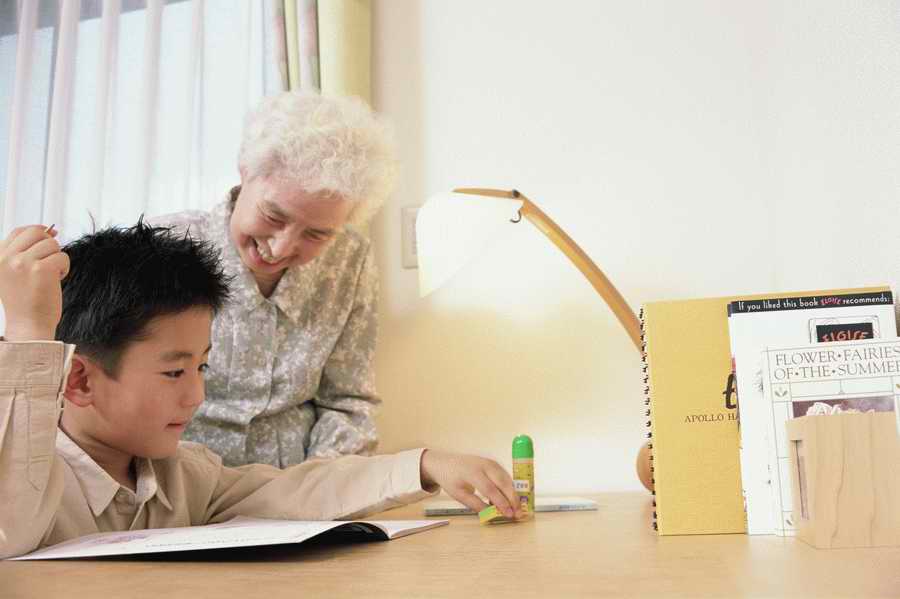 Three Generations - Mixa Image Library ></a>
<script language=JavaScript> 
  var txt = 