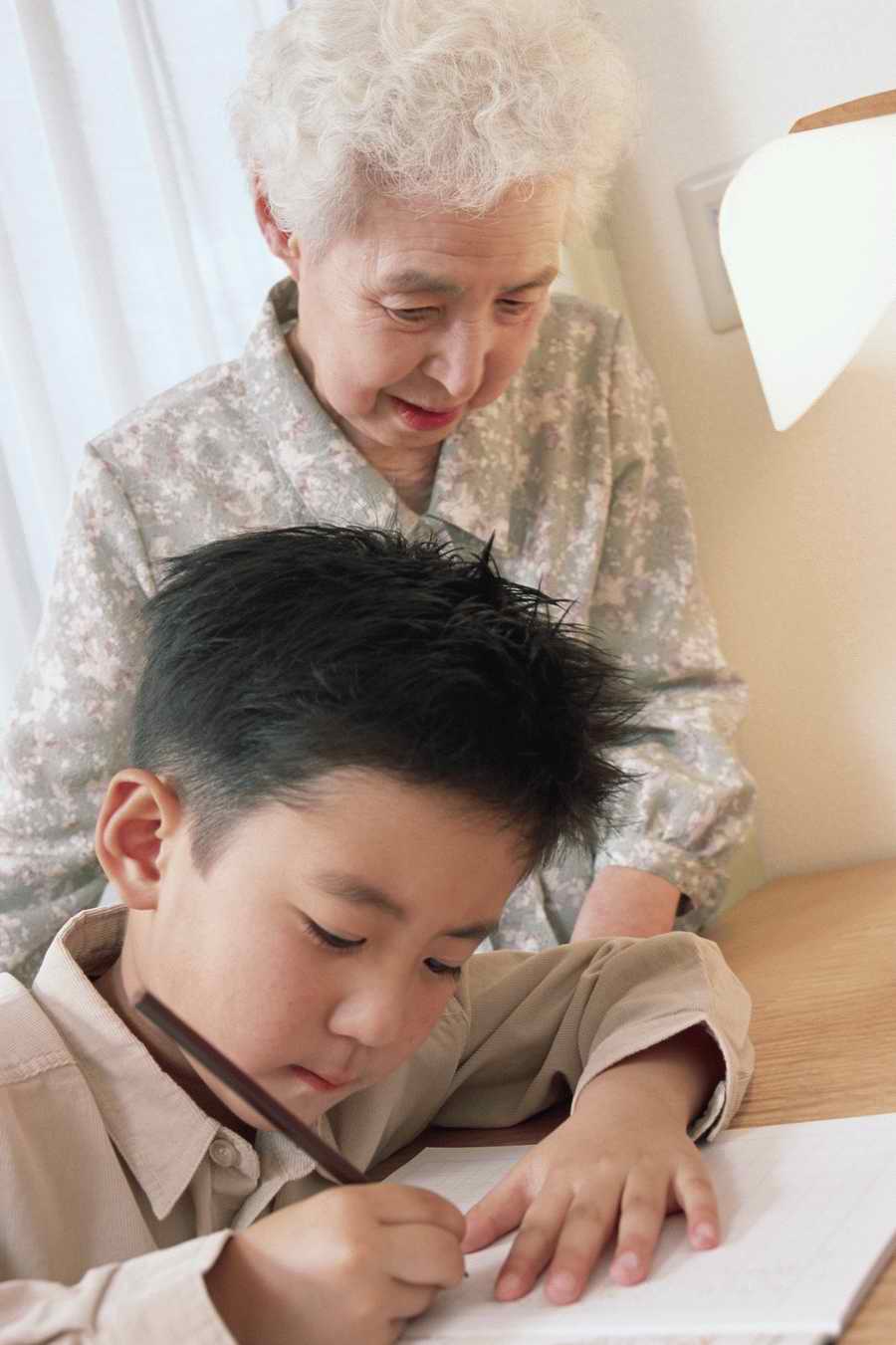 Three Generations - Mixa Image Library ></a>
<script language=JavaScript> 
  var txt = 
