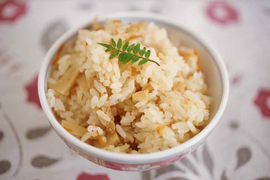 Tasty Life Table - Mixa Image Library ></a>
<script language=JavaScript> 
  var txt = 