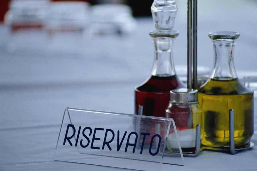 Tasty Life Table - Mixa Image Library ></a>
<script language=JavaScript> 
  var txt = 