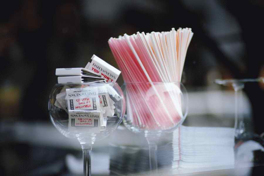 Tasty Life Table - Mixa Image Library ></a>
<script language=JavaScript> 
  var txt = 