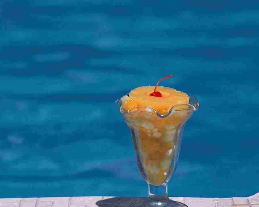Tropical Vacation - Mixa Image Library ></a>
<script language=JavaScript> 
  var txt = 