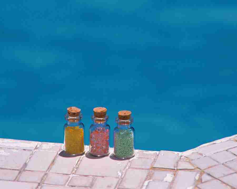 Tropical Vacation - Mixa Image Library ></a>
<script language=JavaScript> 
  var txt = 