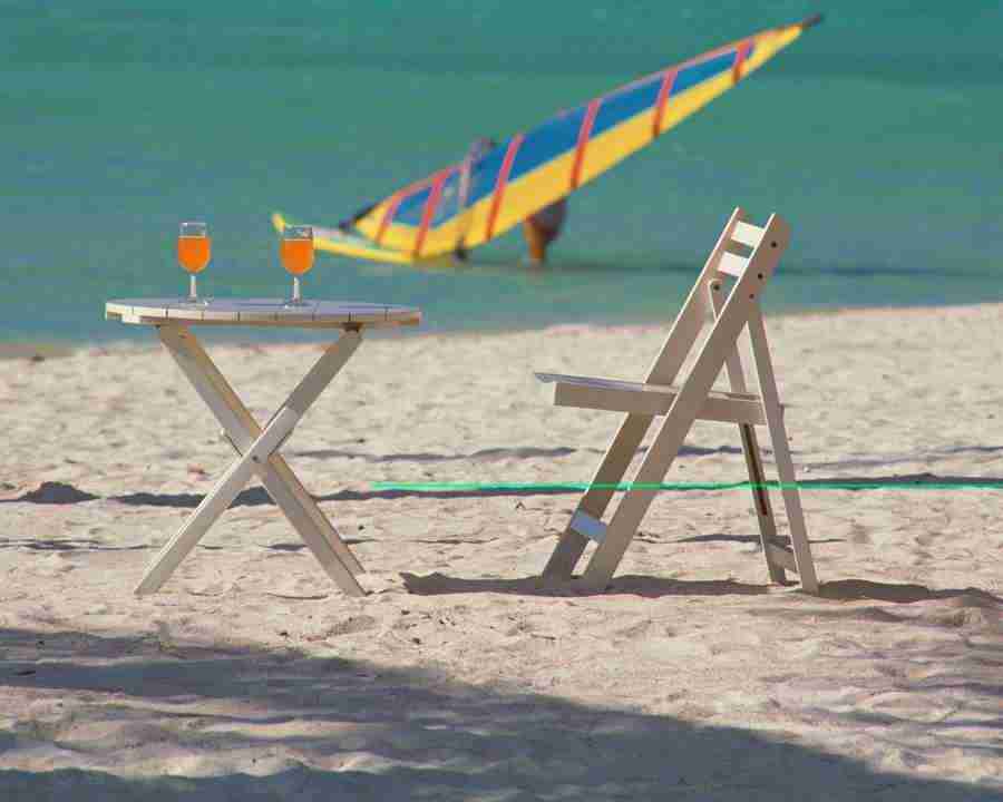 Tropical Vacation - Mixa Image Library ></a>
<script language=JavaScript> 
  var txt = 