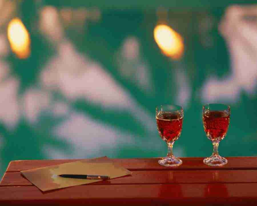 Tropical Vacation - Mixa Image Library ></a>
<script language=JavaScript> 
  var txt = 