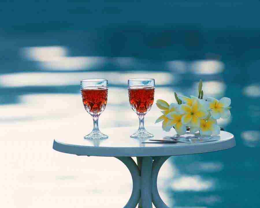 Tropical Vacation - Mixa Image Library ></a>
<script language=JavaScript> 
  var txt = 