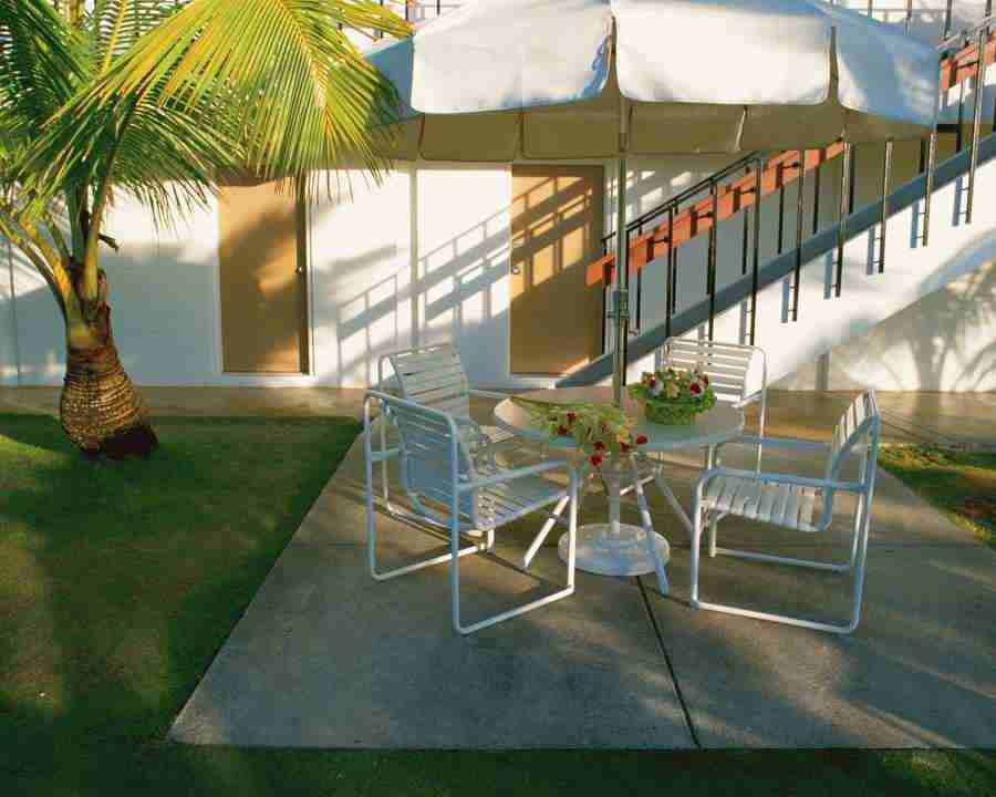 Tropical Vacation - Mixa Image Library ></a>
<script language=JavaScript> 
  var txt = 