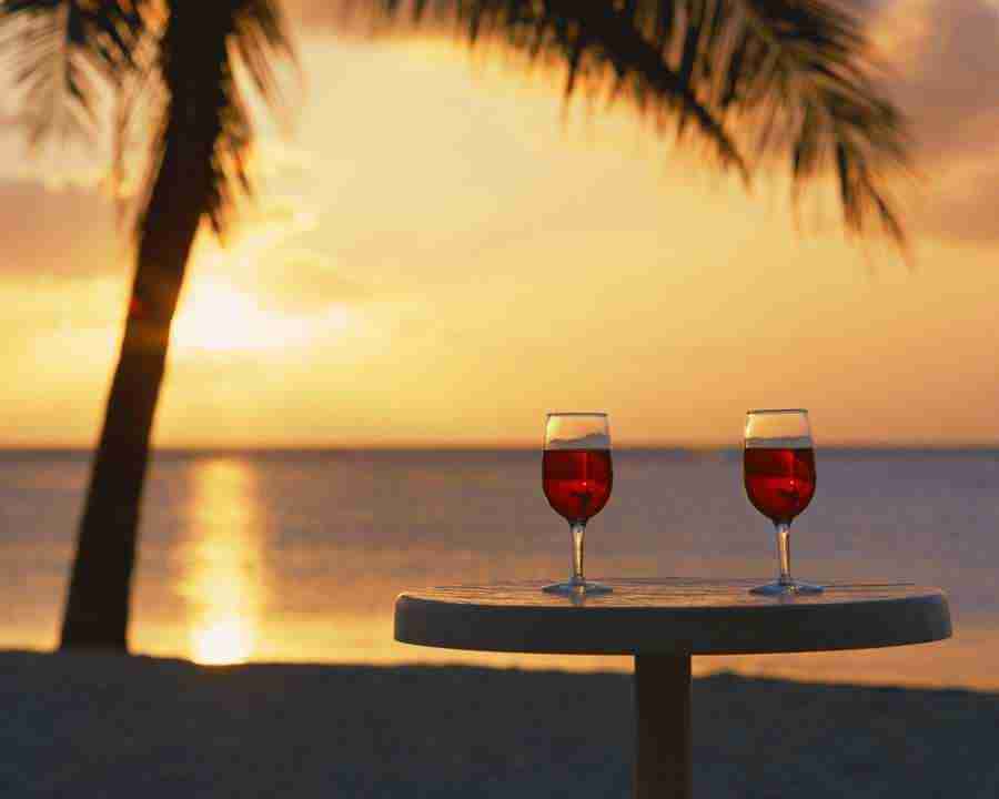 Tropical Vacation - Mixa Image Library ></a>
<script language=JavaScript> 
  var txt = 