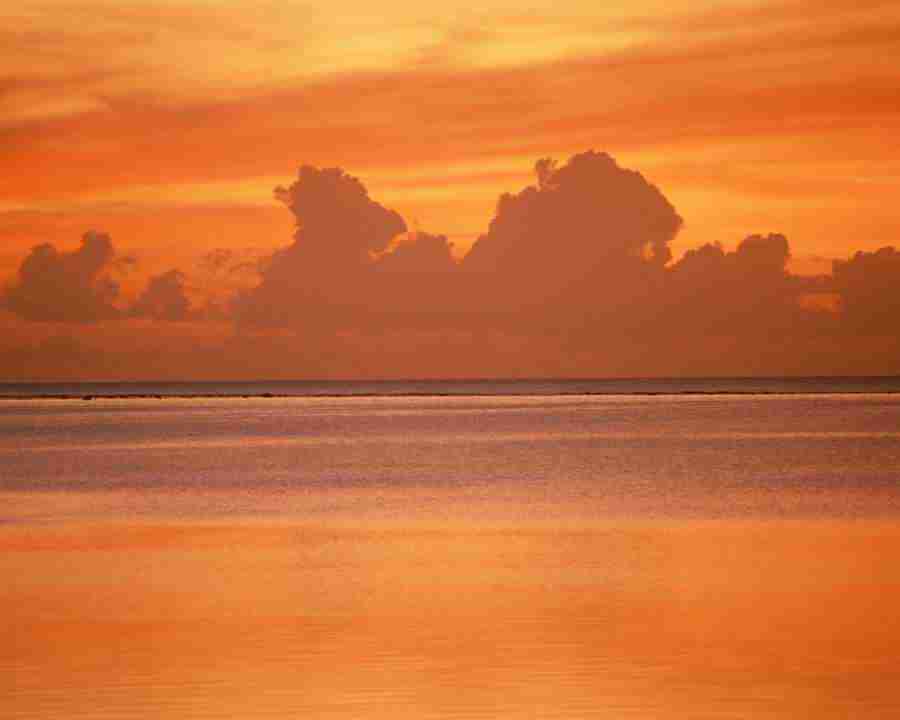 Tropical Vacation - Mixa Image Library ></a>
<script language=JavaScript> 
  var txt = 