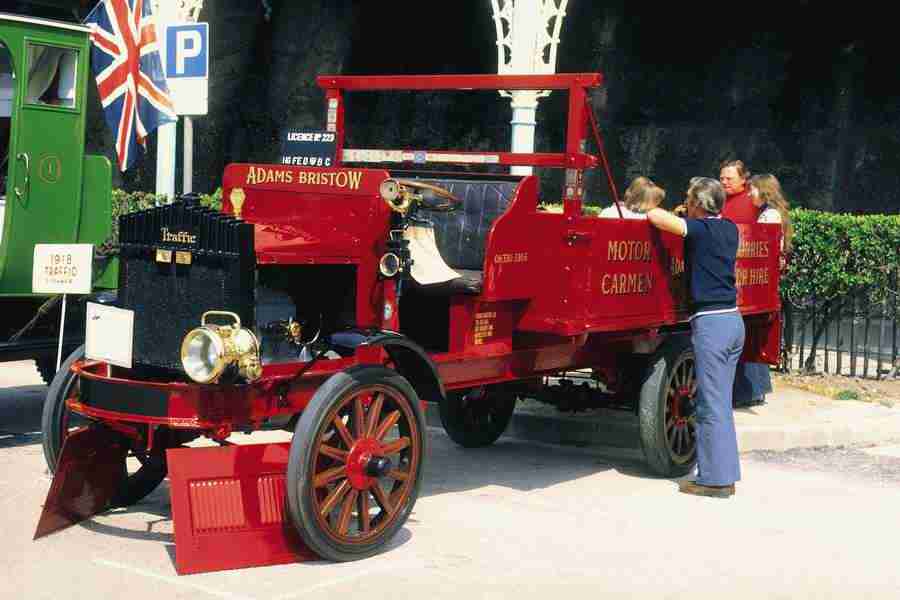 Vehicle, Ship and Airplane - Mixa Image Library ></a>
<script language=JavaScript> 
  var txt = 