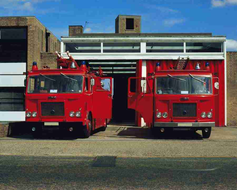 Vehicle, Ship and Airplane - Mixa Image Library ></a>
<script language=JavaScript> 
  var txt = 