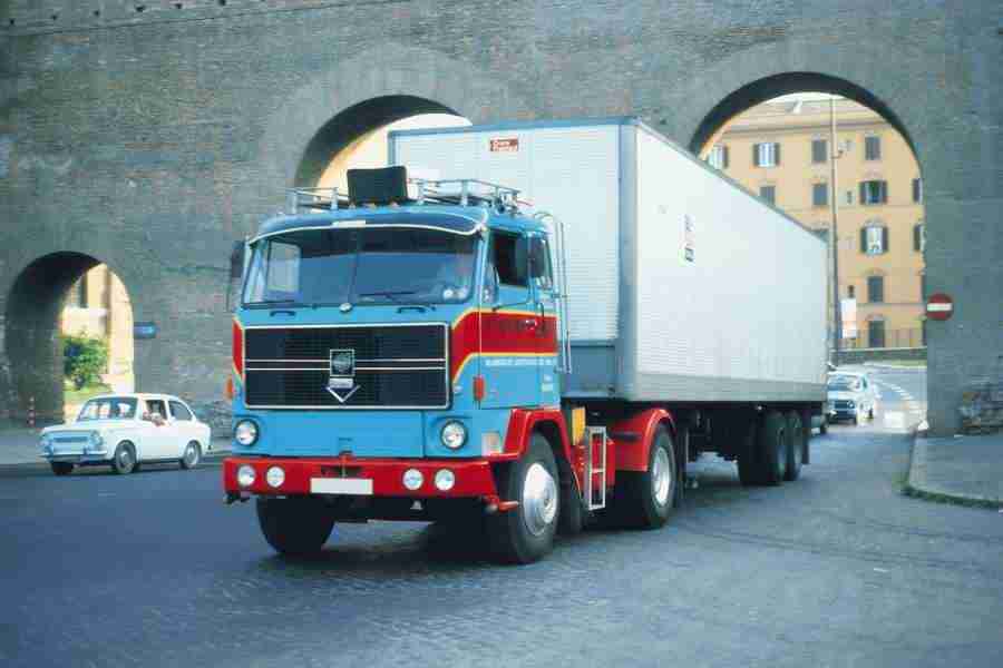 Vehicle, Ship and Airplane - Mixa Image Library ></a>
<script language=JavaScript> 
  var txt = 