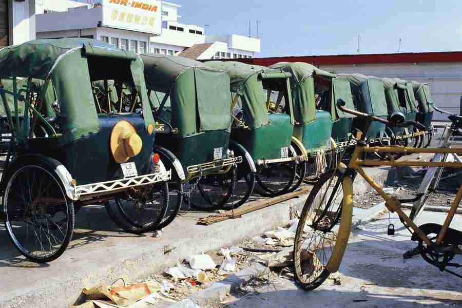 Vehicle, Ship and Airplane - Mixa Image Library ></a>
<script language=JavaScript> 
  var txt = 