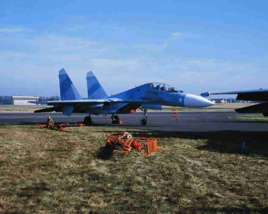 Vehicle, Ship and Airplane - Mixa Image Library ></a>
<script language=JavaScript> 
  var txt = 